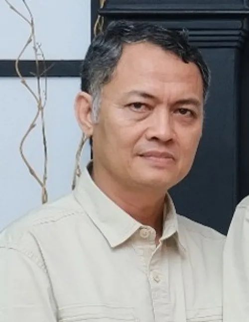 Tanggungjawab, Cinta dan Keiklasan : Mengajar dalam Keterbatasan Cahaya